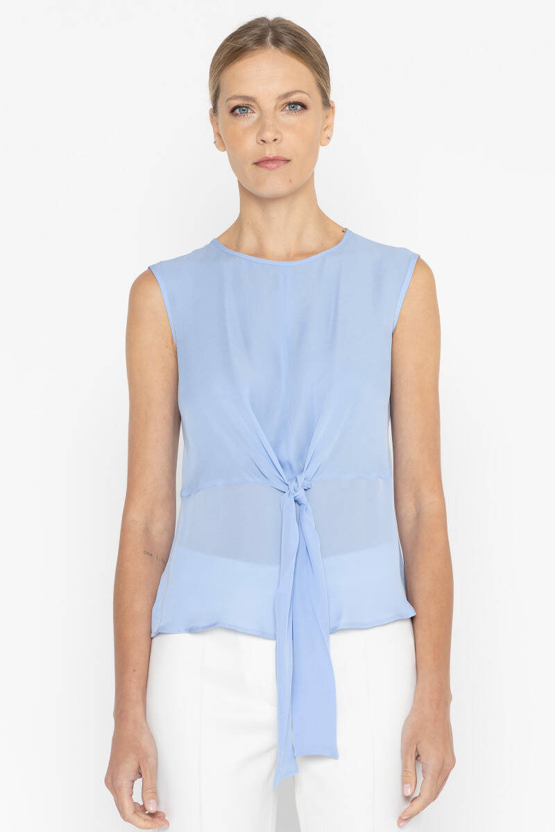Niebieski, jedwabny top z wiązaniem w talii