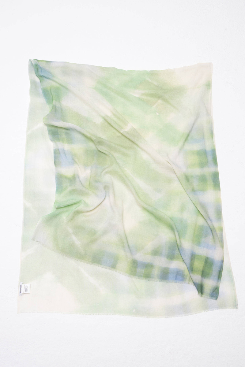 Lekki szal w print