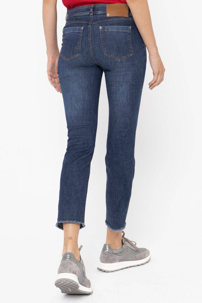 Granatowe jeansy 