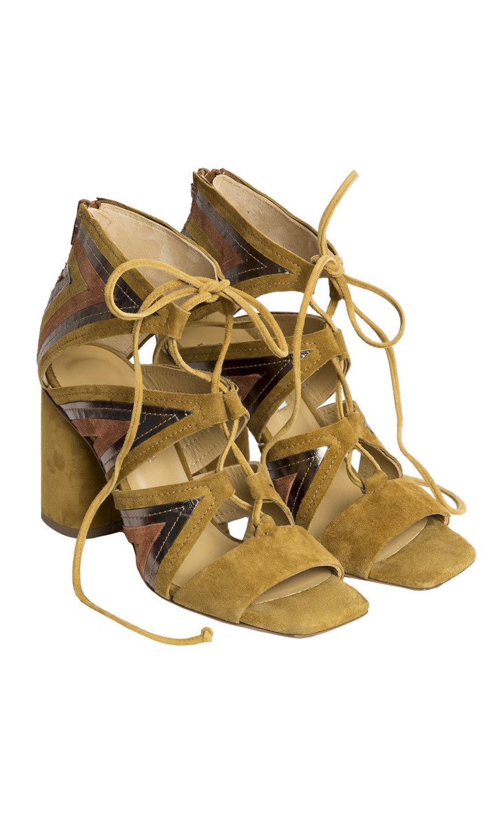Zamszowe, wiązane sandały na wysokim słupku z brązowo-srebrnymi wstawkami